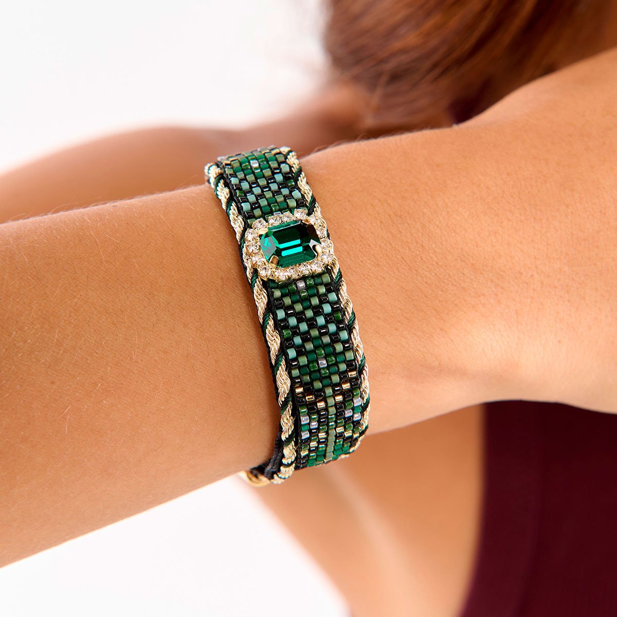 Bracelet réglable ruban velours et perles tissées SUZON vert, HIPANEMA