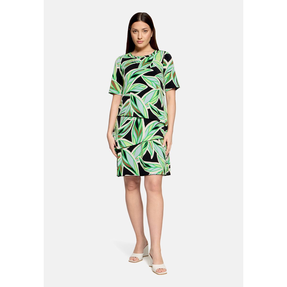 Robe à volants manches courtes green/cream, BETTY BARCLAY