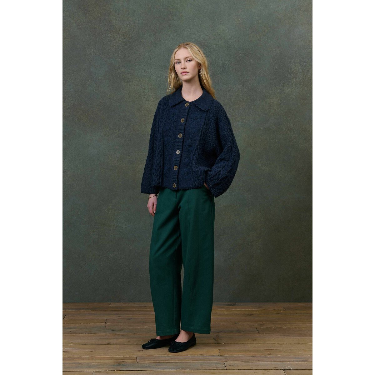 Khellane Cape Cardigan with Peter Pan Collar 90005821, LOUISE MISHA