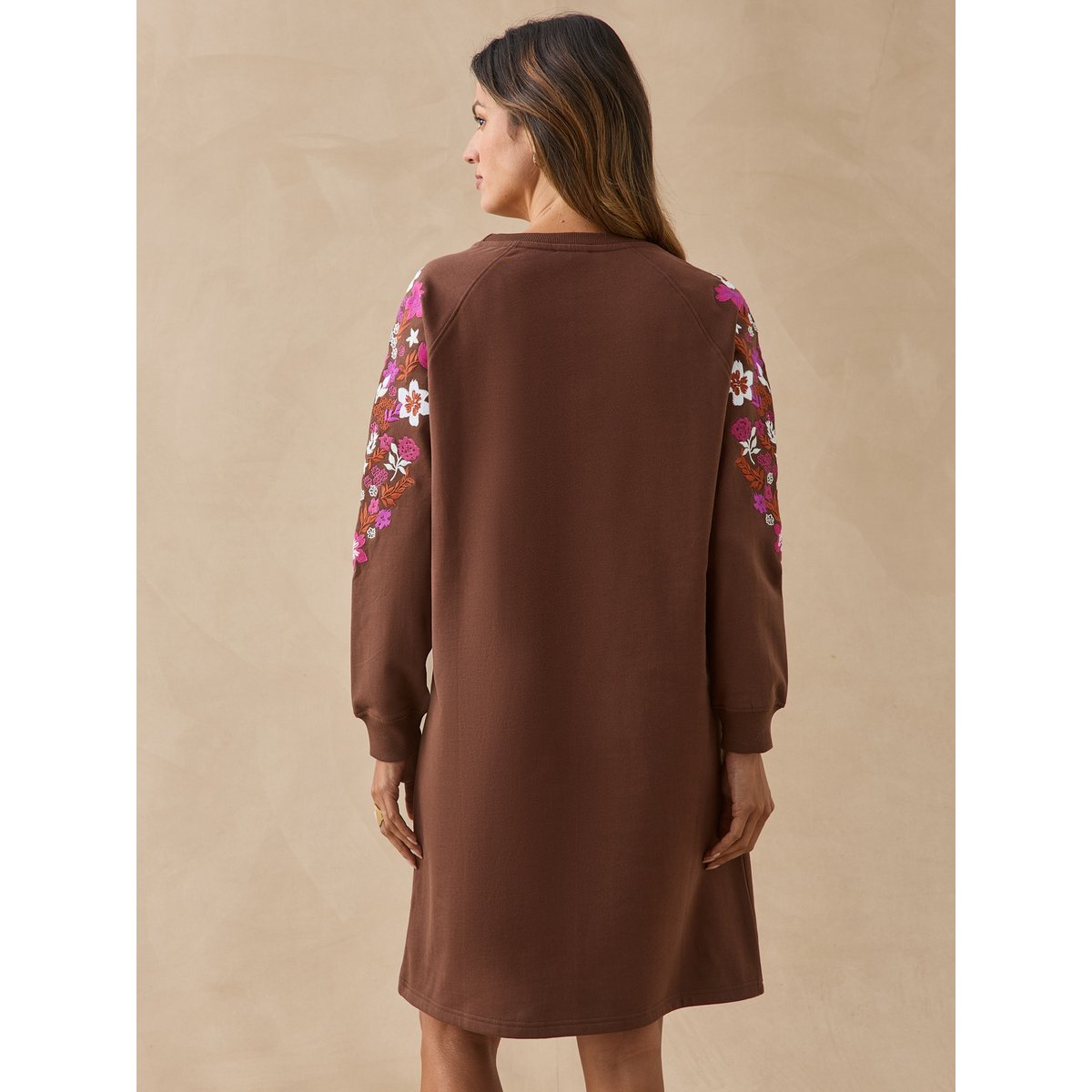 Robe ample col rond manches longues chocolat, DAXON