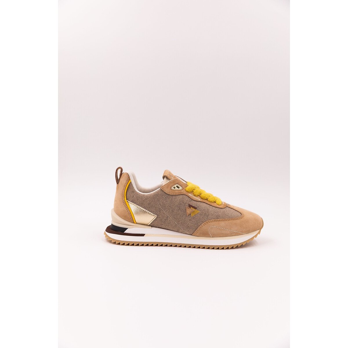 Sapatilhas multimatéria LOLA camel, ZERO 105