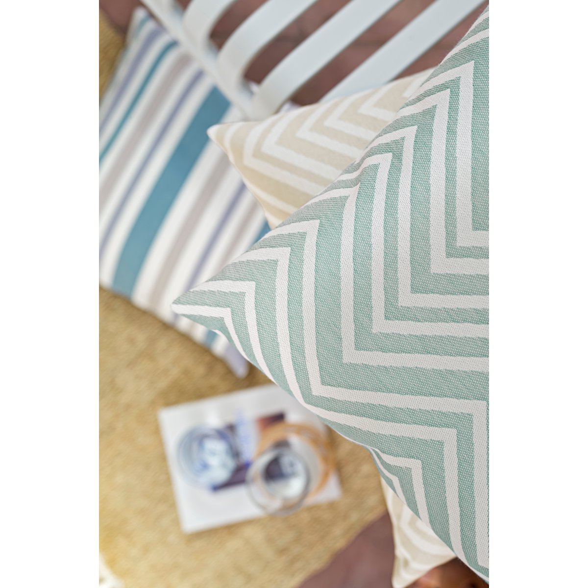 Lot de 2 housses de coussin exterieur Dralon LOBOS bleu et blanc, MAGMA HEIMTEX