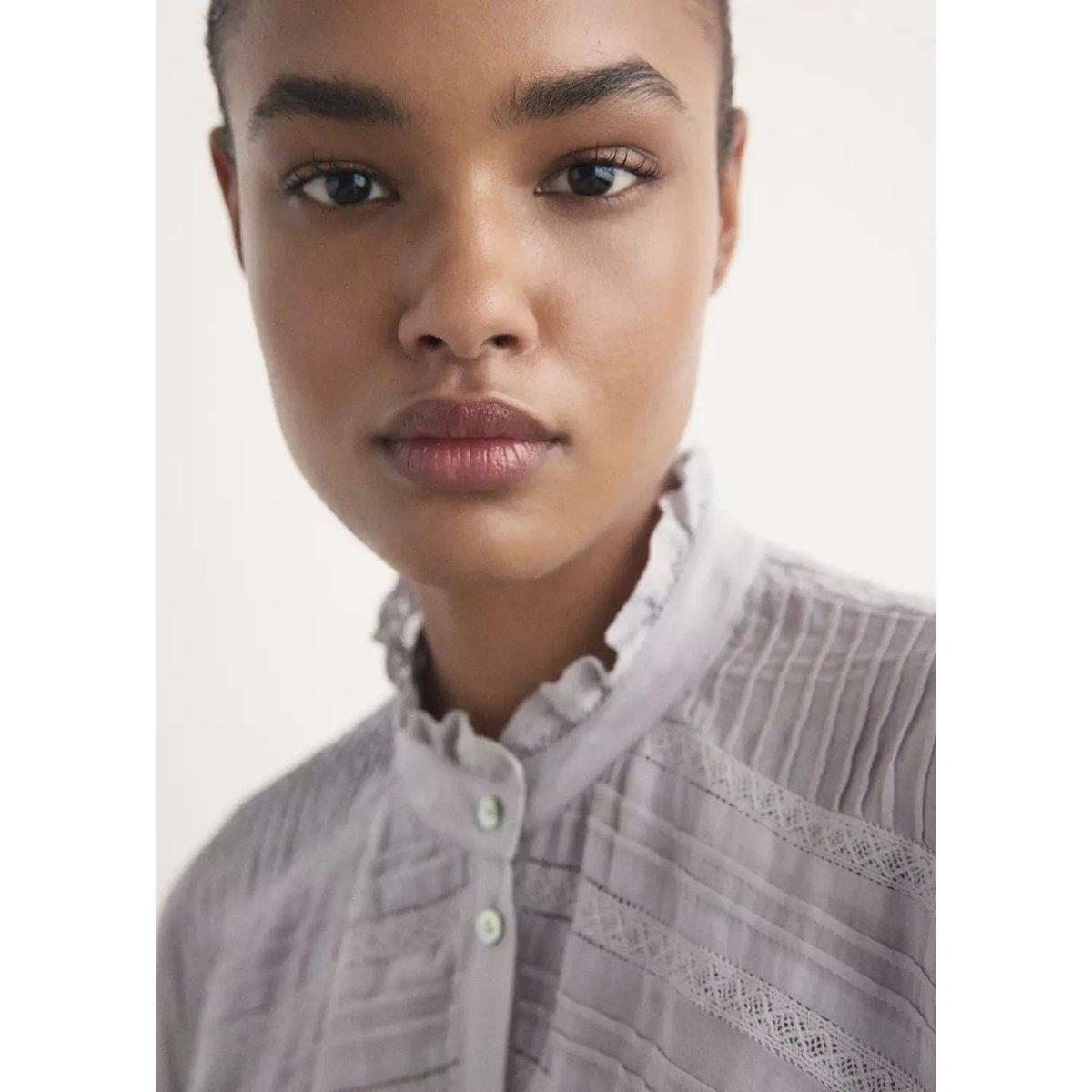 Chemise de nuit coton manches courtes gris clair/pastel, MANGO