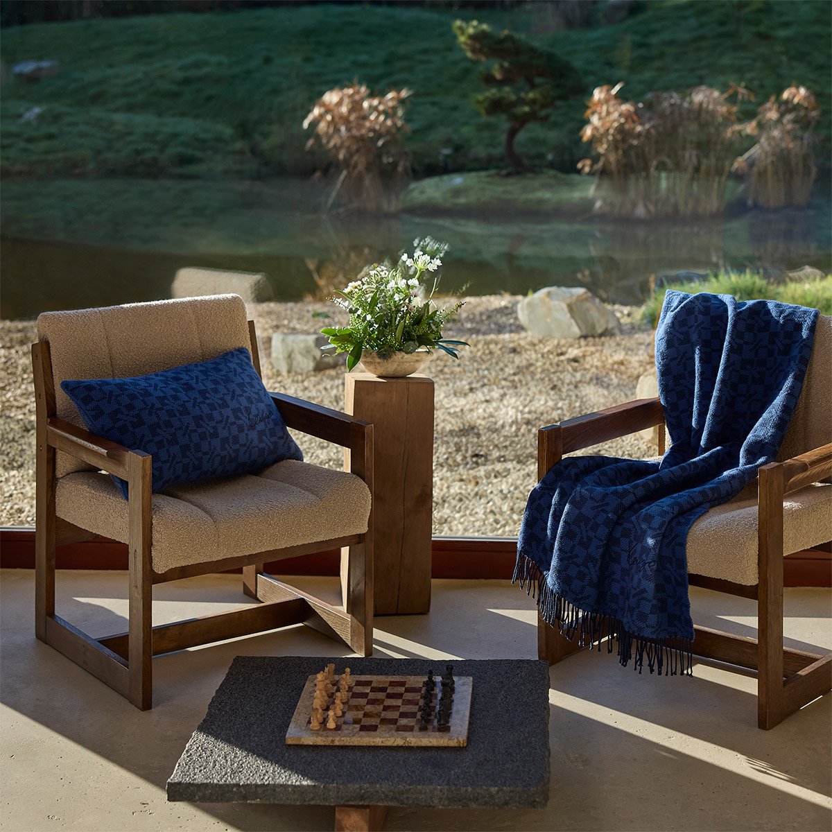 Housse de coussin en laine, K MONOGRAM marine, KENZO HOME