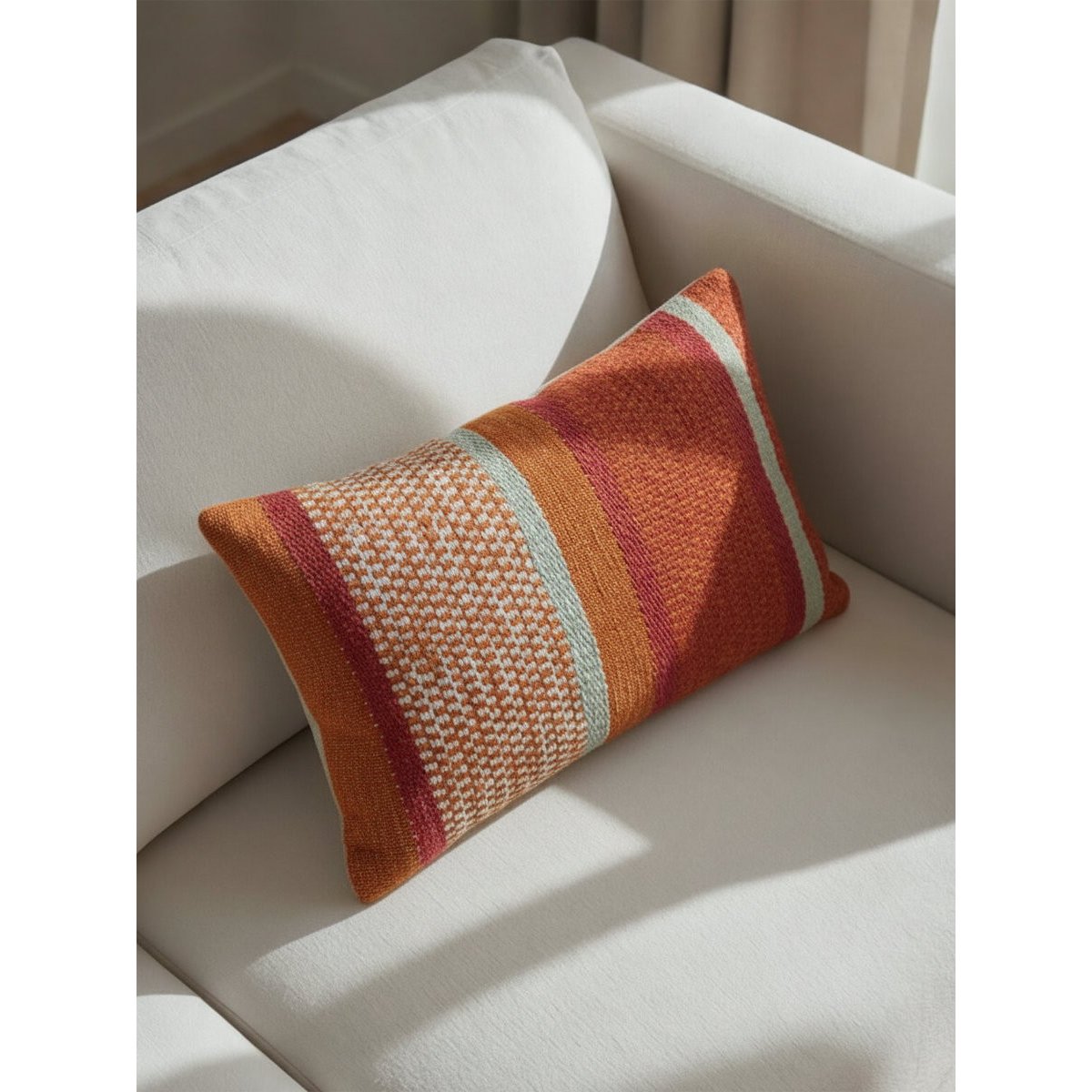 Coussin 100% Coton Géométrique -API multicolore rouge / orange, KENAY