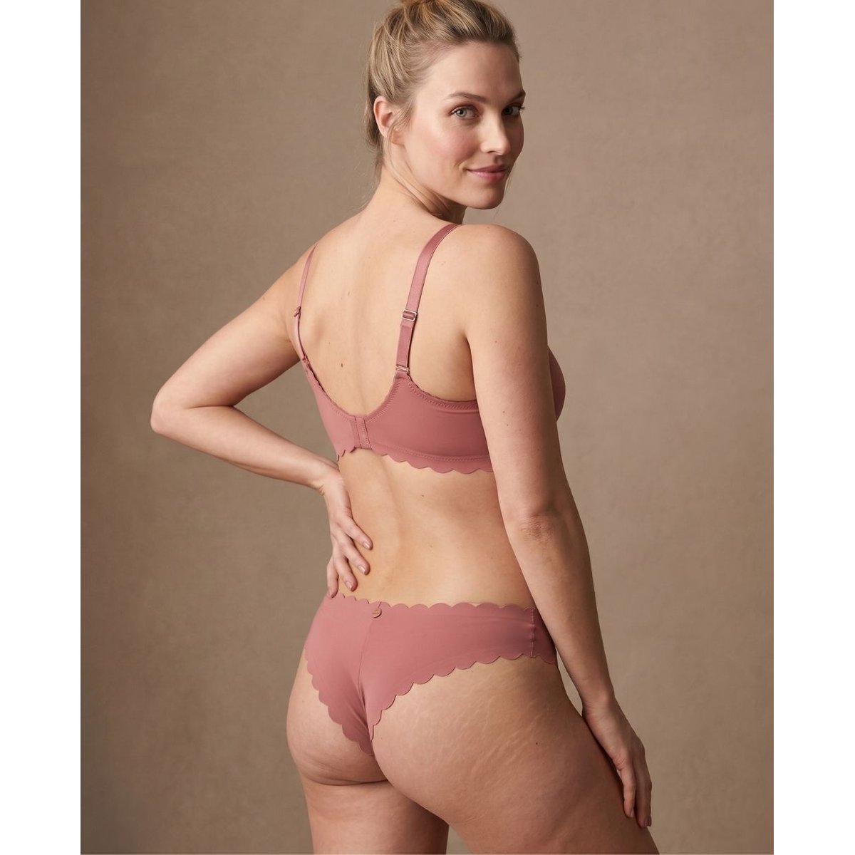 Tanga taille basse de maternité Skin rose, CACHE COEUR