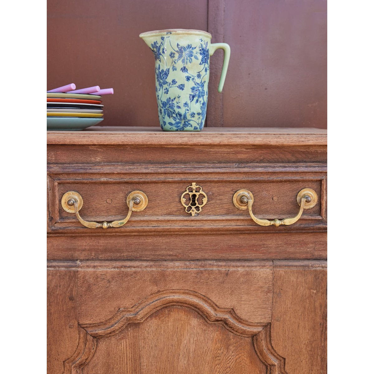 Buffet en bois Gilbert N°1631 - Bon état bois foncé, DEBONGOUT