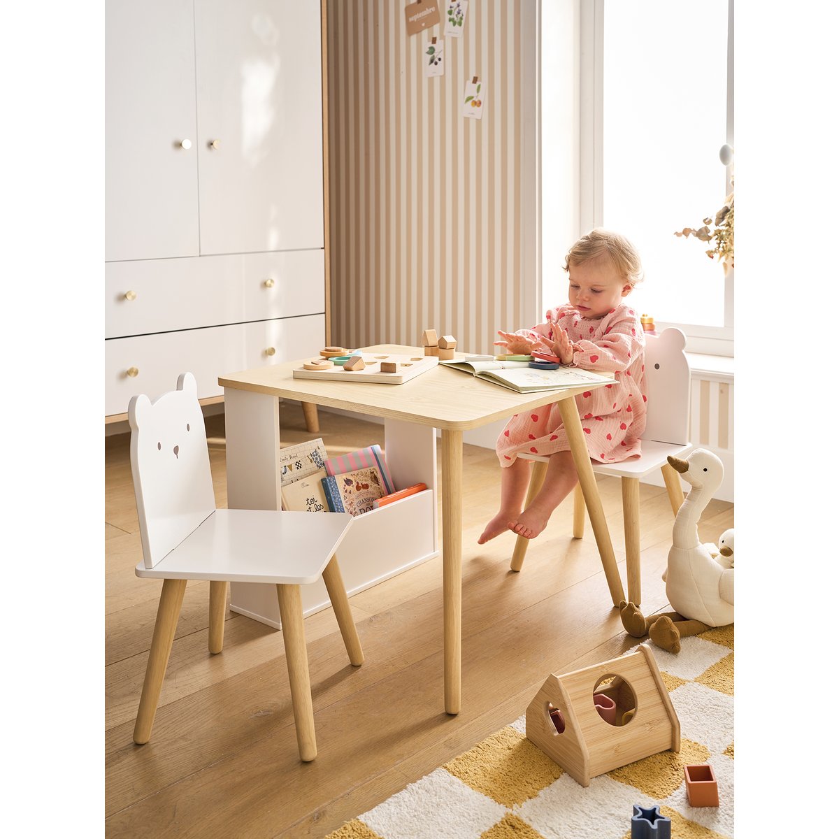 Set table et 2 chaises ourson blanc, VERTBAUDET