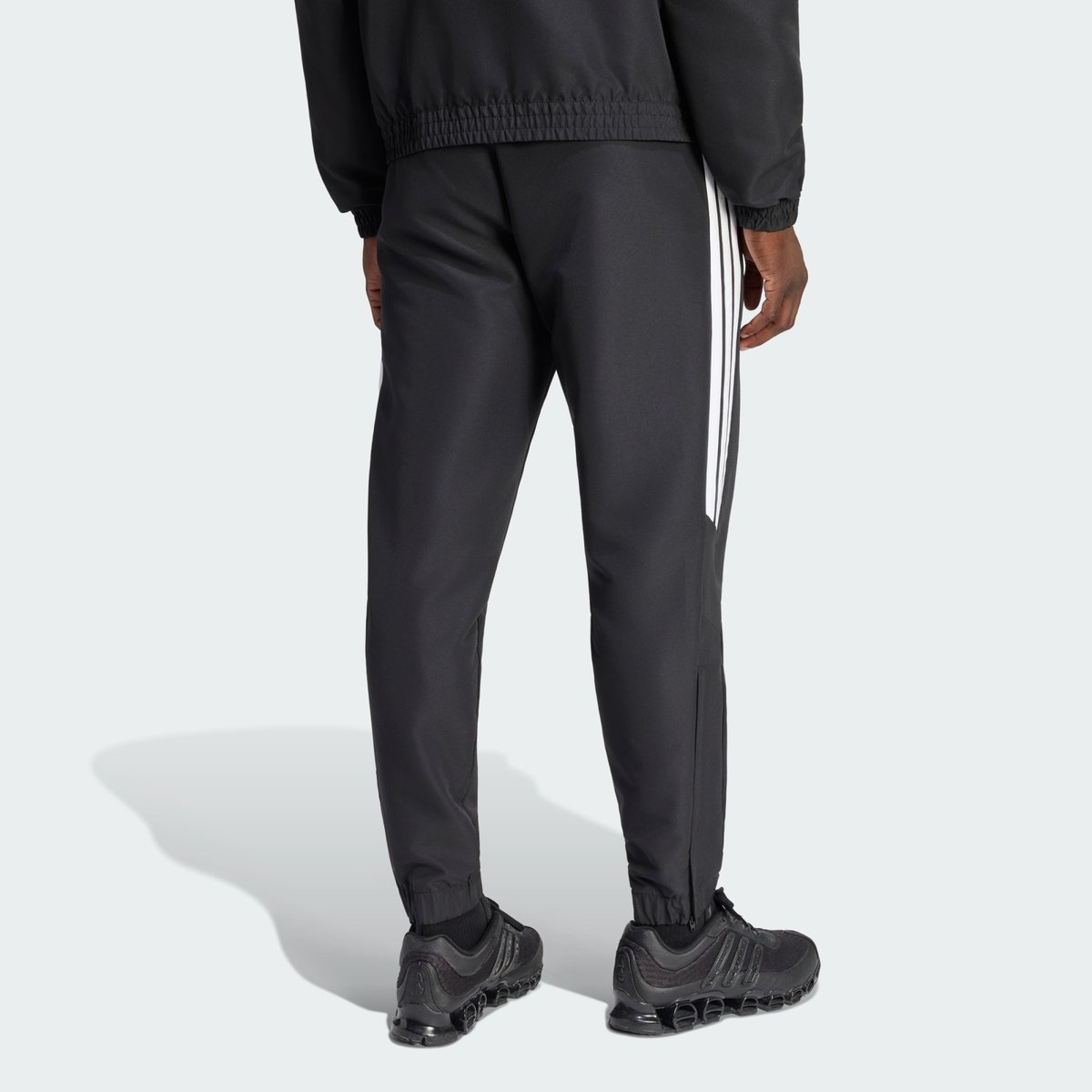 Pantalon Tissé Tiro 26 Essentials Pantalon Tissé Tiro 26 Essentials black / black / white, adidas Performance