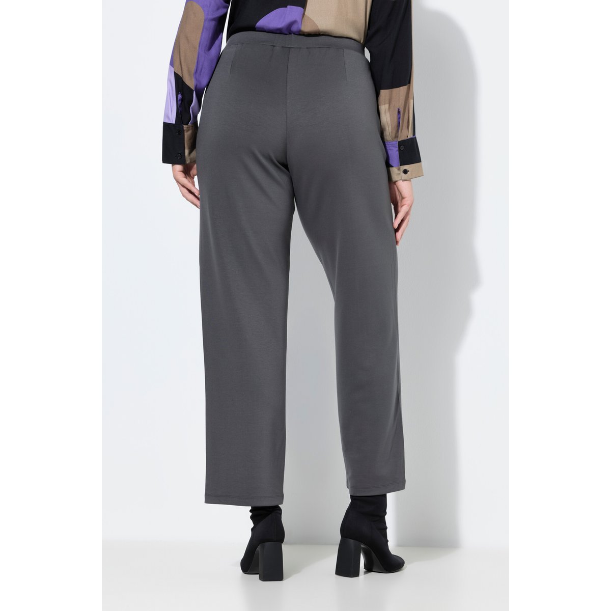Pantalon Mary avec plis anthracite, ULLA POPKEN