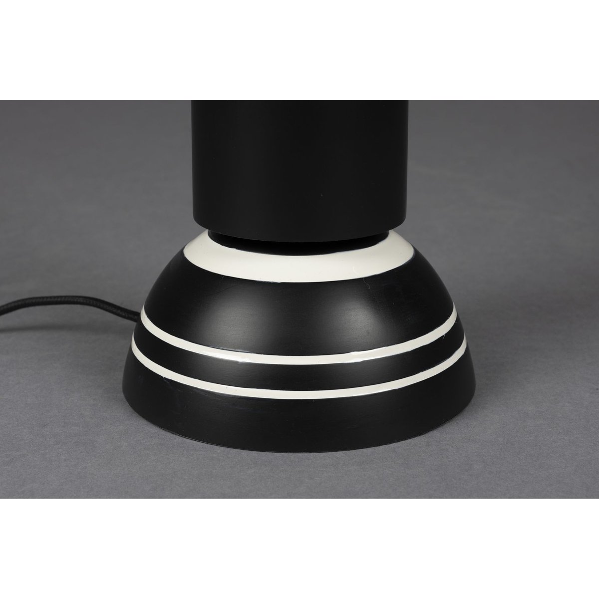 Lampe design en métal noir, DUTCHBONE