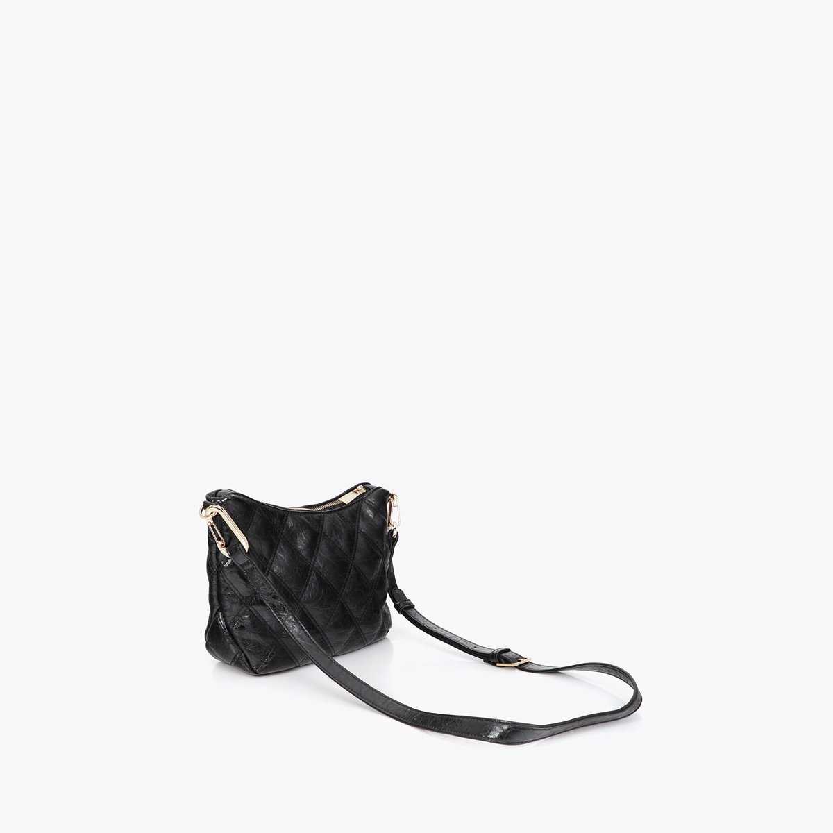 Sac à bandoulière matelassé à logo métallique noir, LOLA CASADEMUNT
