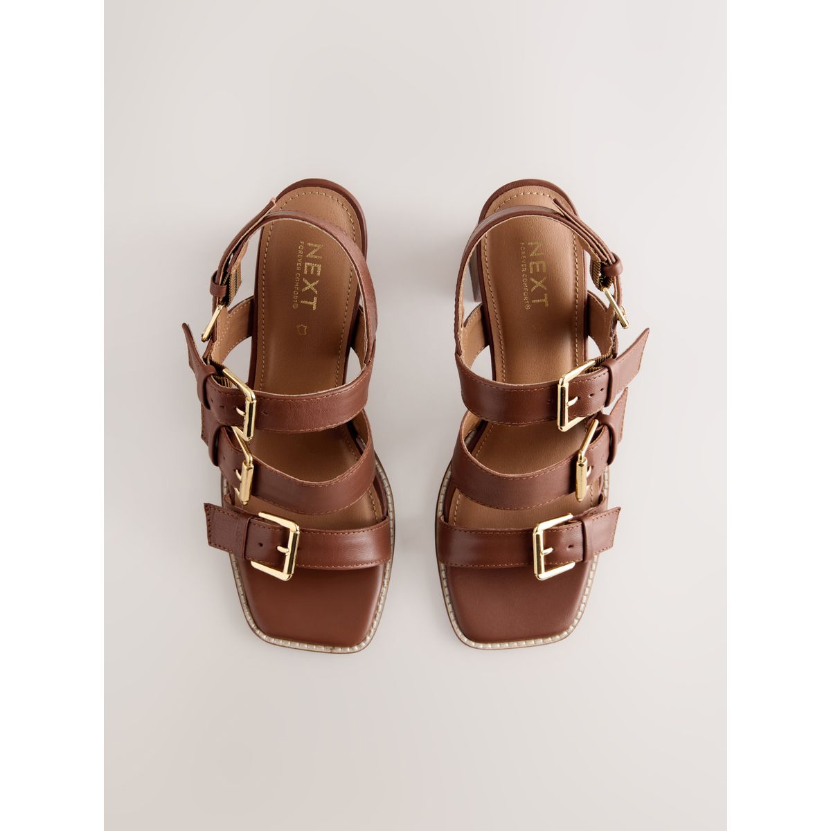 Sandales en cuir à boucle forever comfort® marron fauve, NEXT