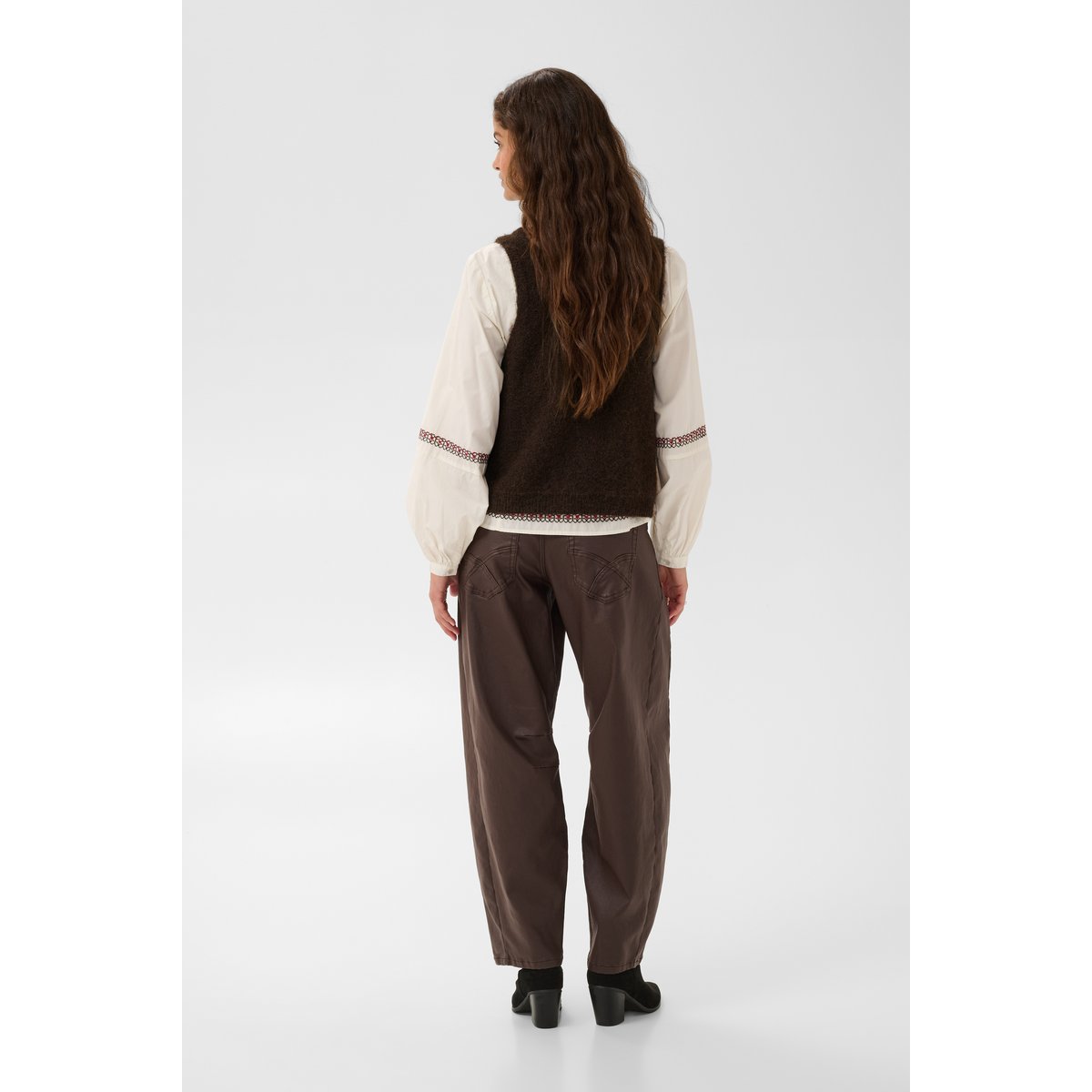 Manteau tricoté marron java, CREAM