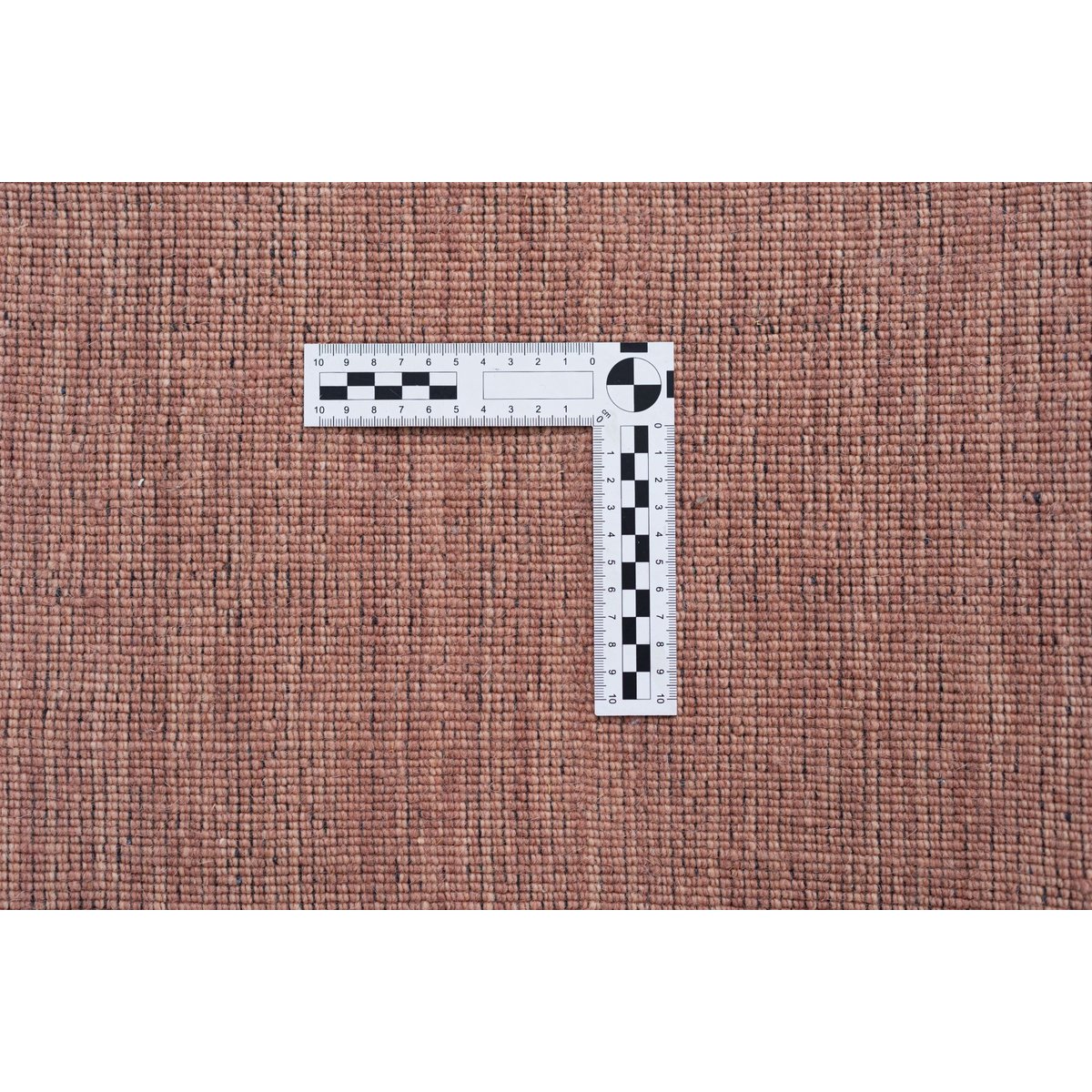 Tapis tissé main en laine vierge - LIST bois de rose, THEKO
