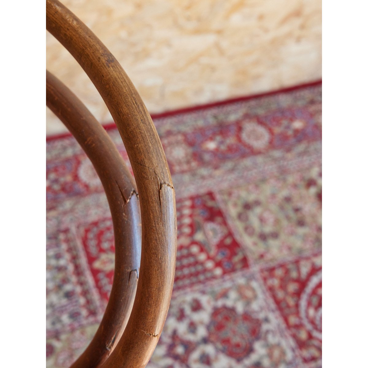 Lot de 4 chaises bistrot Claude N°1263 - Bon état bois foncé, DEBONGOUT