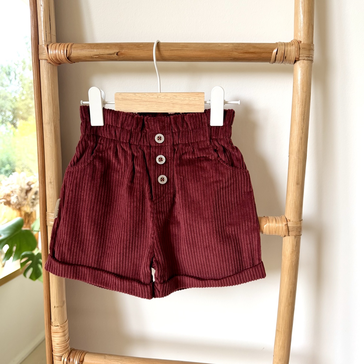 Short enfant en velours côtelé Aimée bordeaux, PETIT BEGUIN