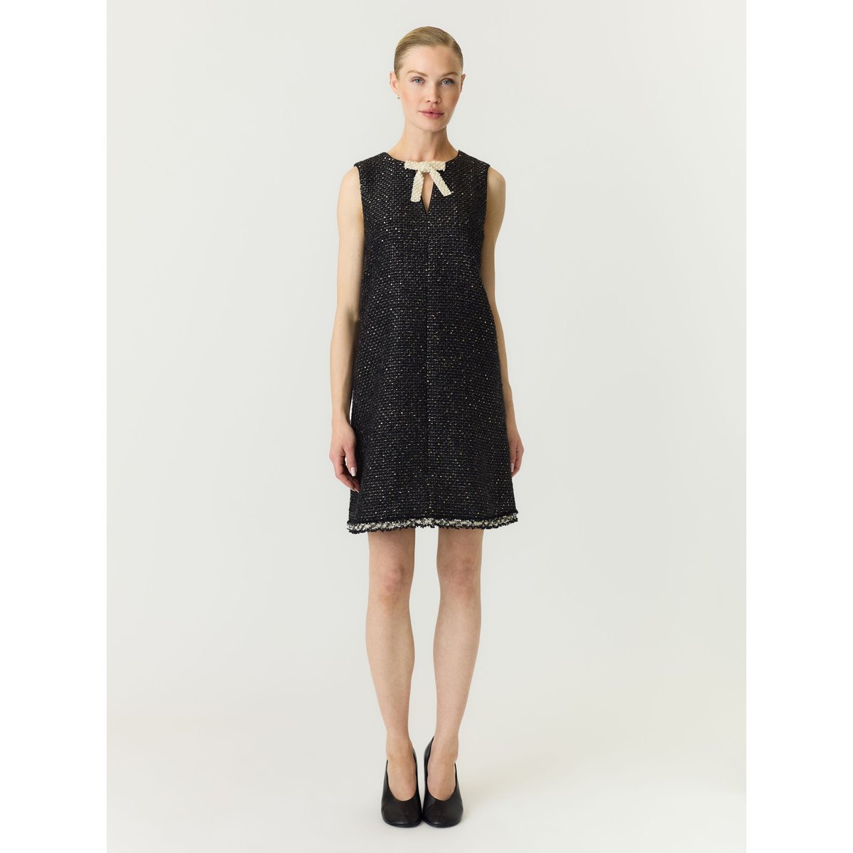 Mini-Robe black, YAS