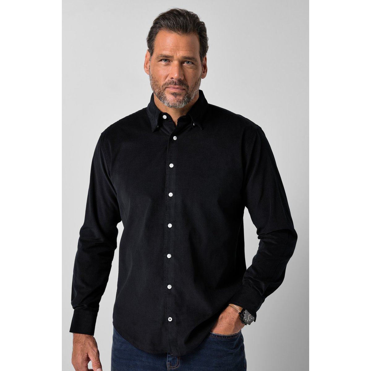 Chemise en velours côtelé noir, JP1880