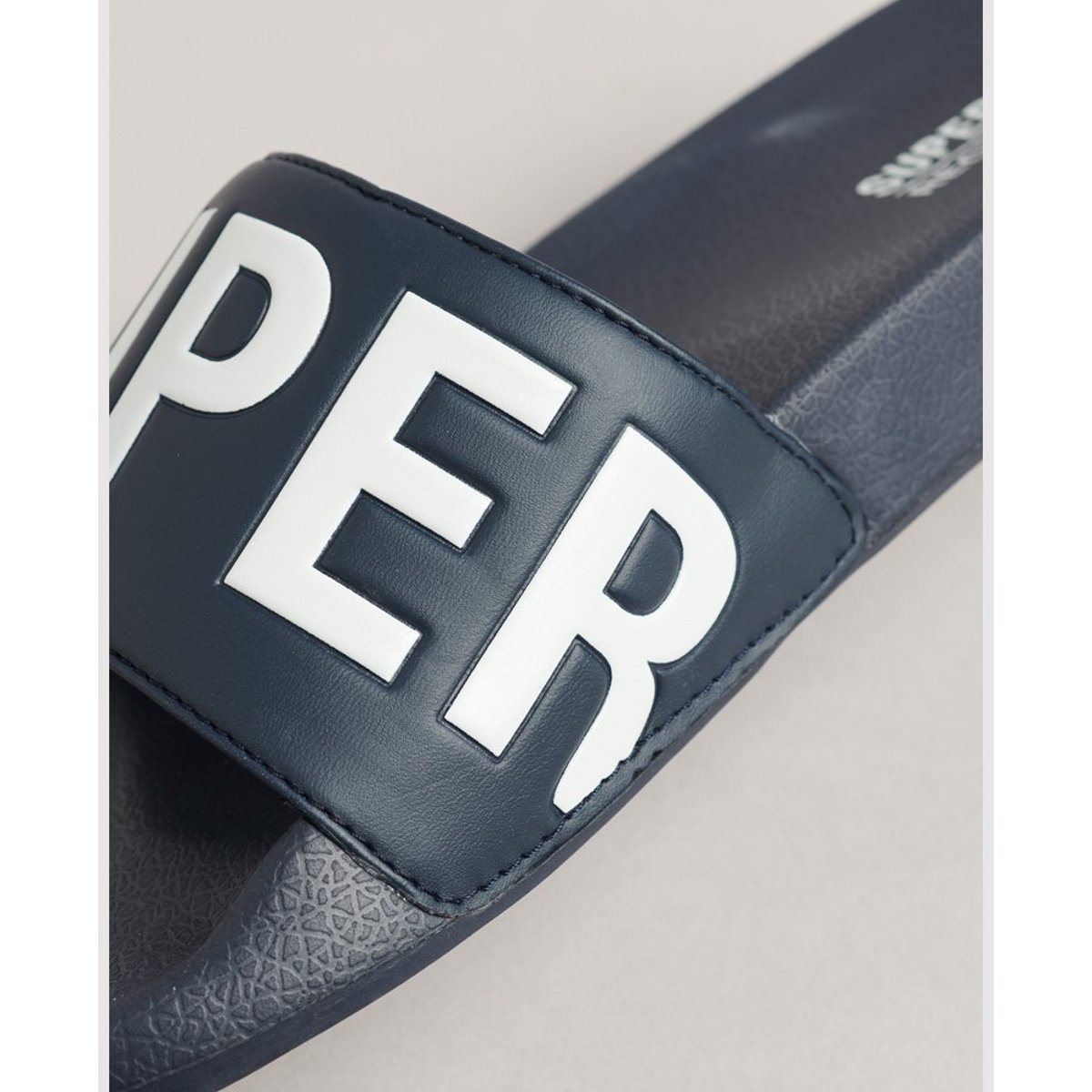 Claquettes de piscine Code Core bleu marine profond/optic, SUPERDRY