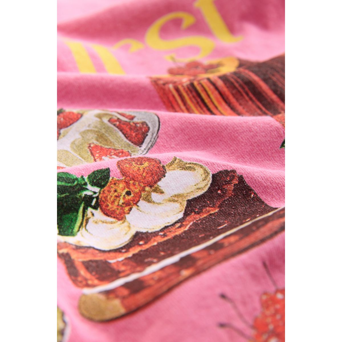 T-shirt ras du cou oversize à imprimé gâteaux framboise, NEXT