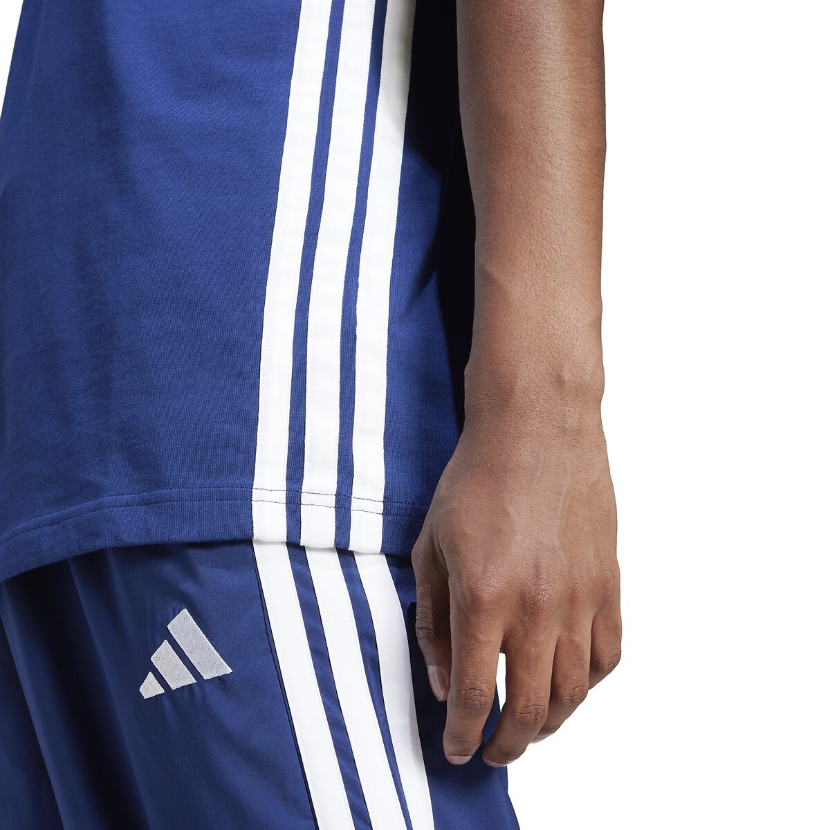 T-Shirt Essentials 3-Stripes Single Jersey bleu, ADIDAS SPORTSWEAR