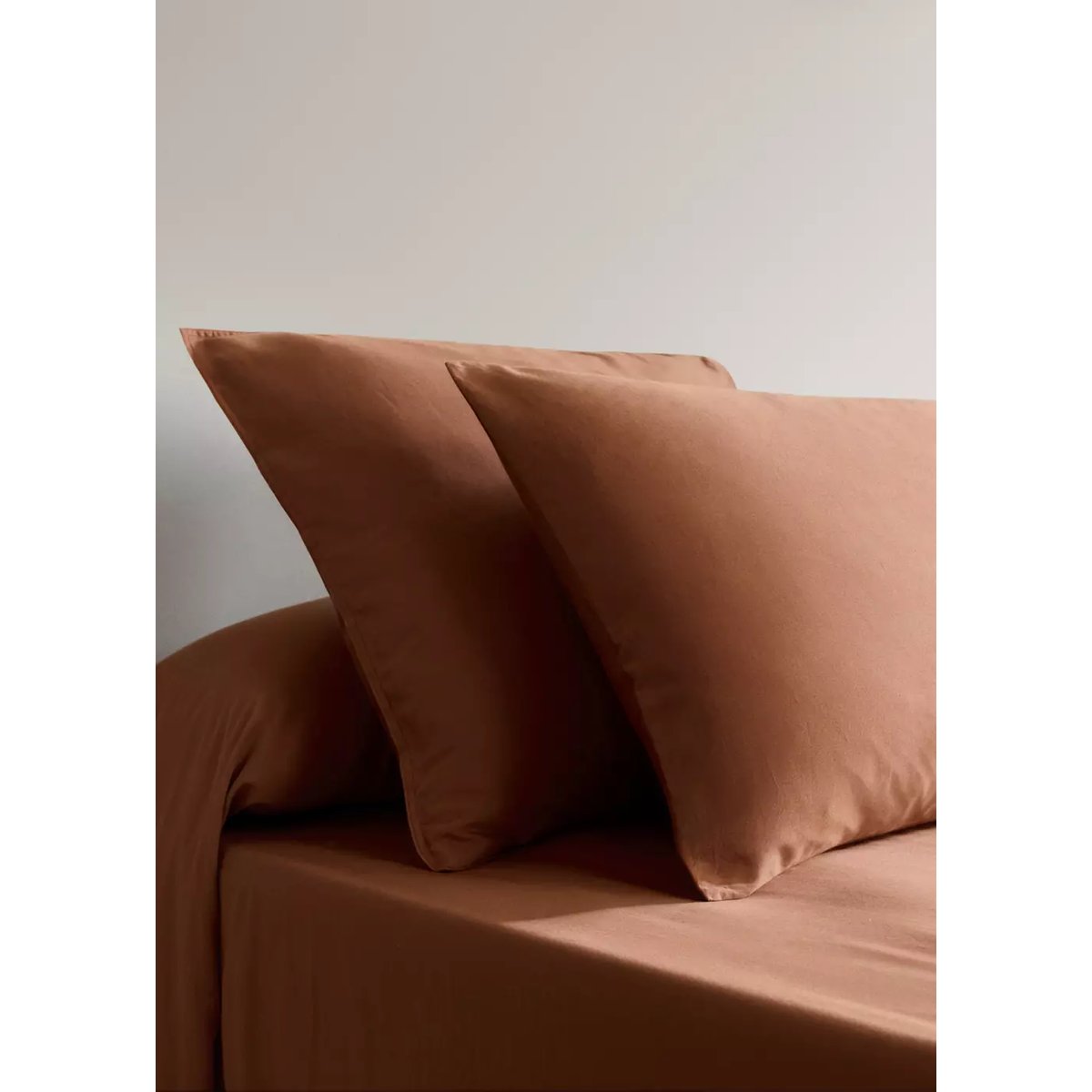 Taie d’oreiller 100 % coton satin 60x60 cm caramel, MANGO HOME