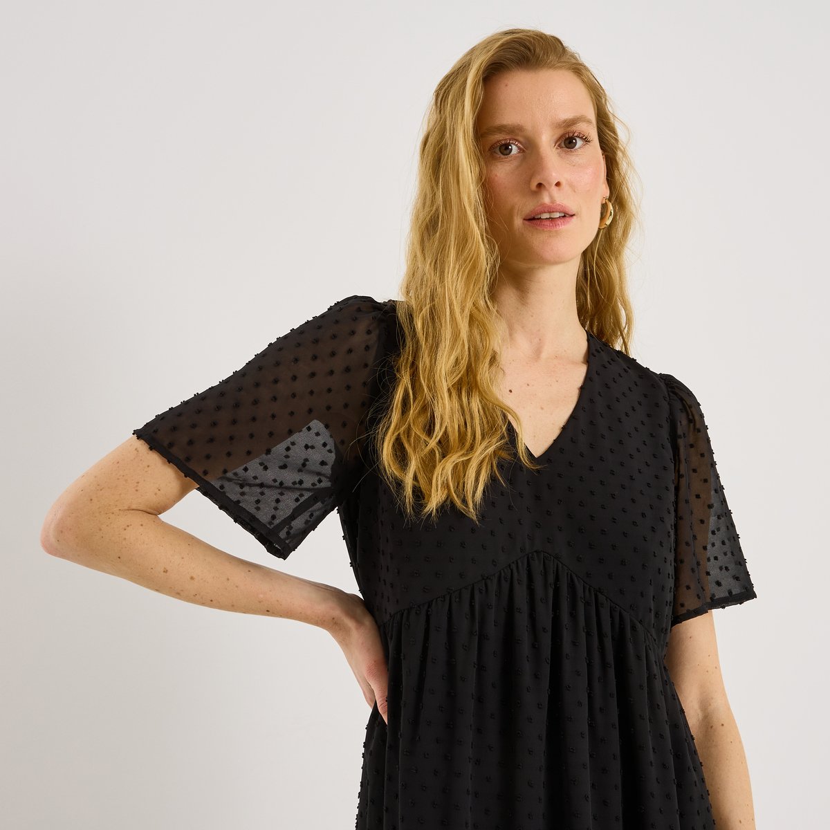 Robe courte en plumetis noir, GRAIN DE MALICE