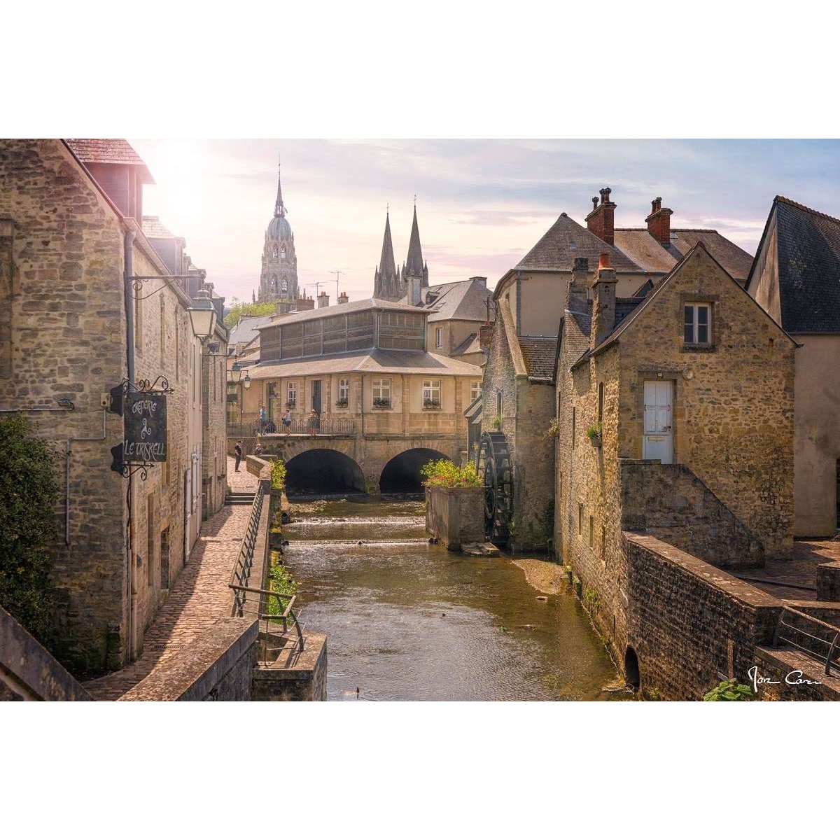 Tableau Mural Moulin De Bayeux ARCHITECTURE tableaux sur toile-beige, CEANOTHE