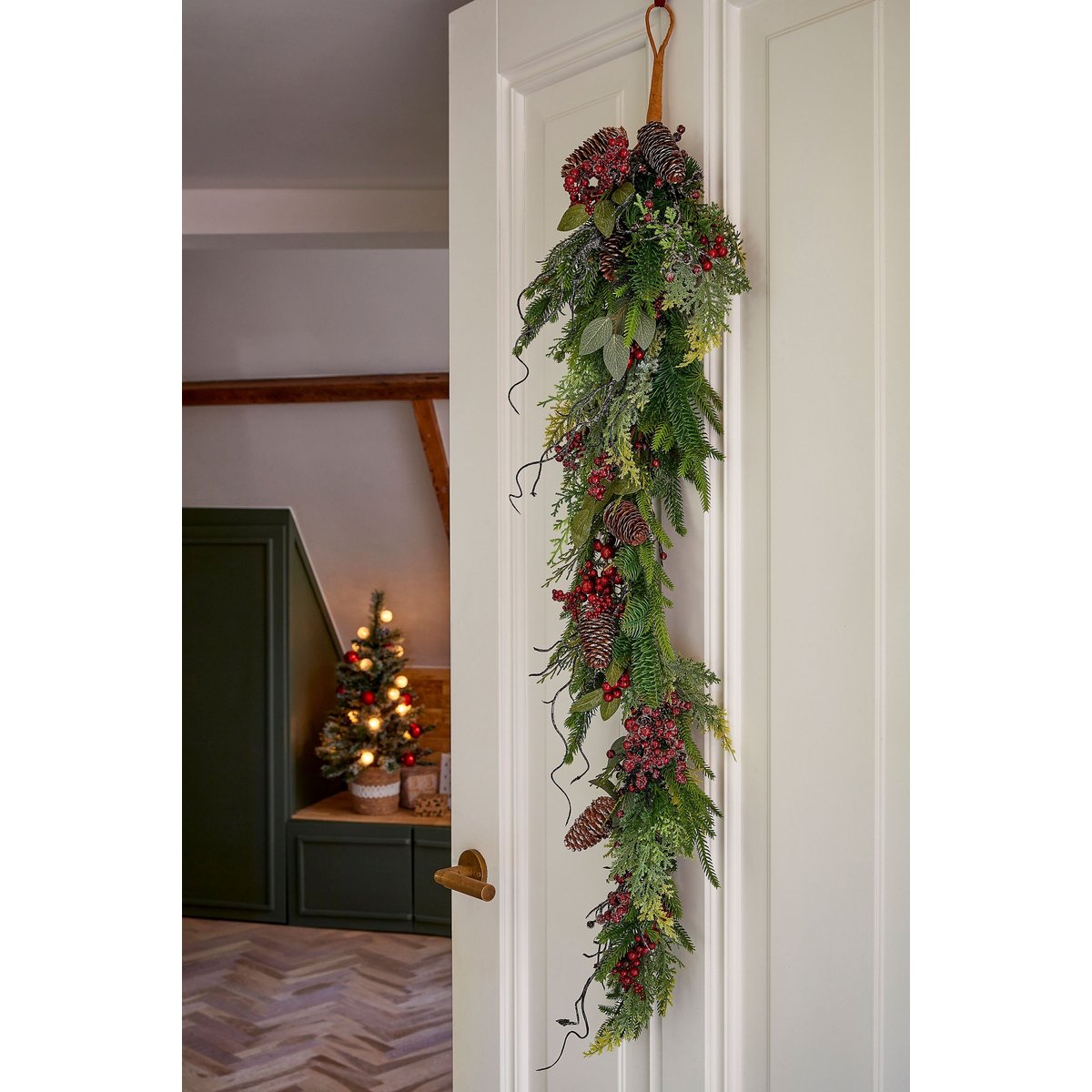Guirlande de Noël en forme de goutte BODI rouge, MICA DECORATIONS