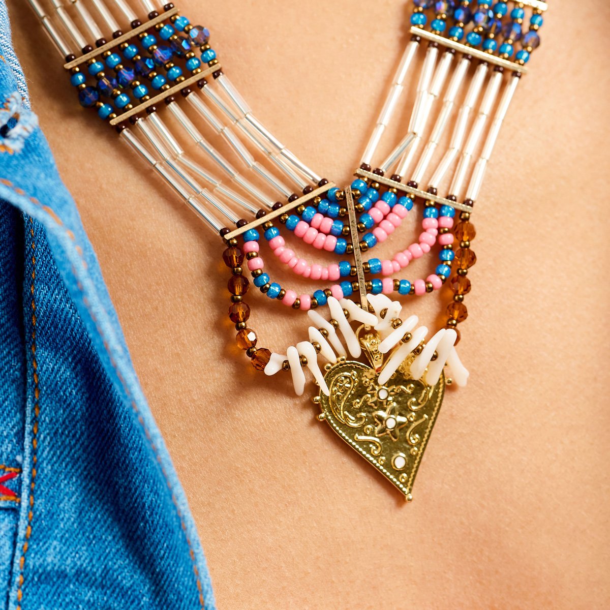 Collier avec perles et chaînes pendentif central NAMYBI indigo, HIPANEMA