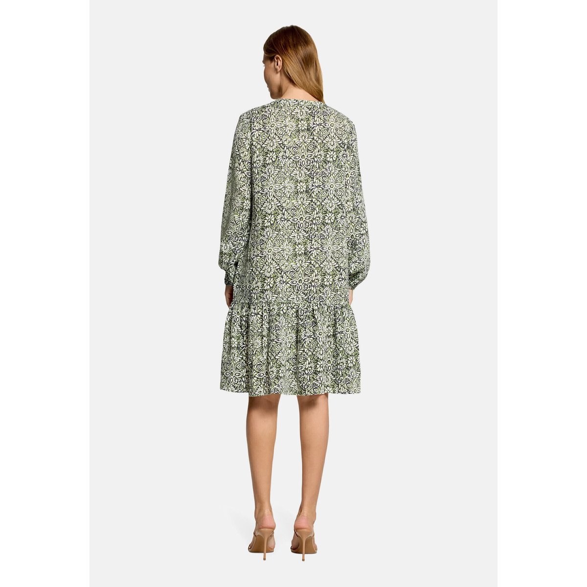 Robe à volants à nervures cream/green, CARTOON