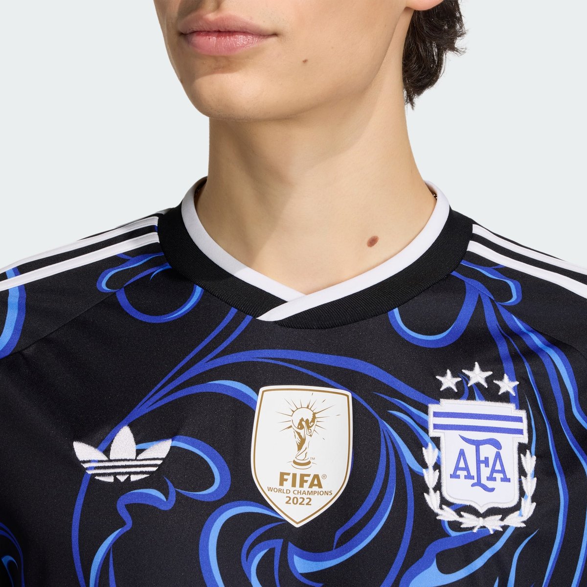 Maillot Extérieur Argentine 26 Maillot Extérieur Argentine 26 black / lucid blue / blue burst, adidas Performance