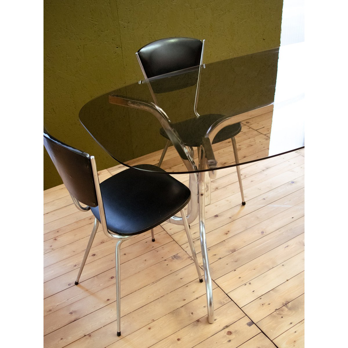 Table à manger en métal et verre fumé Karla N°1119 - Bon état fumé, DEBONGOUT