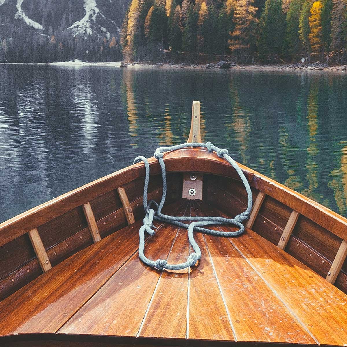 Affiche encadrée barque sur lac de montagne affiche + cadre en métal - noir, HEXOA