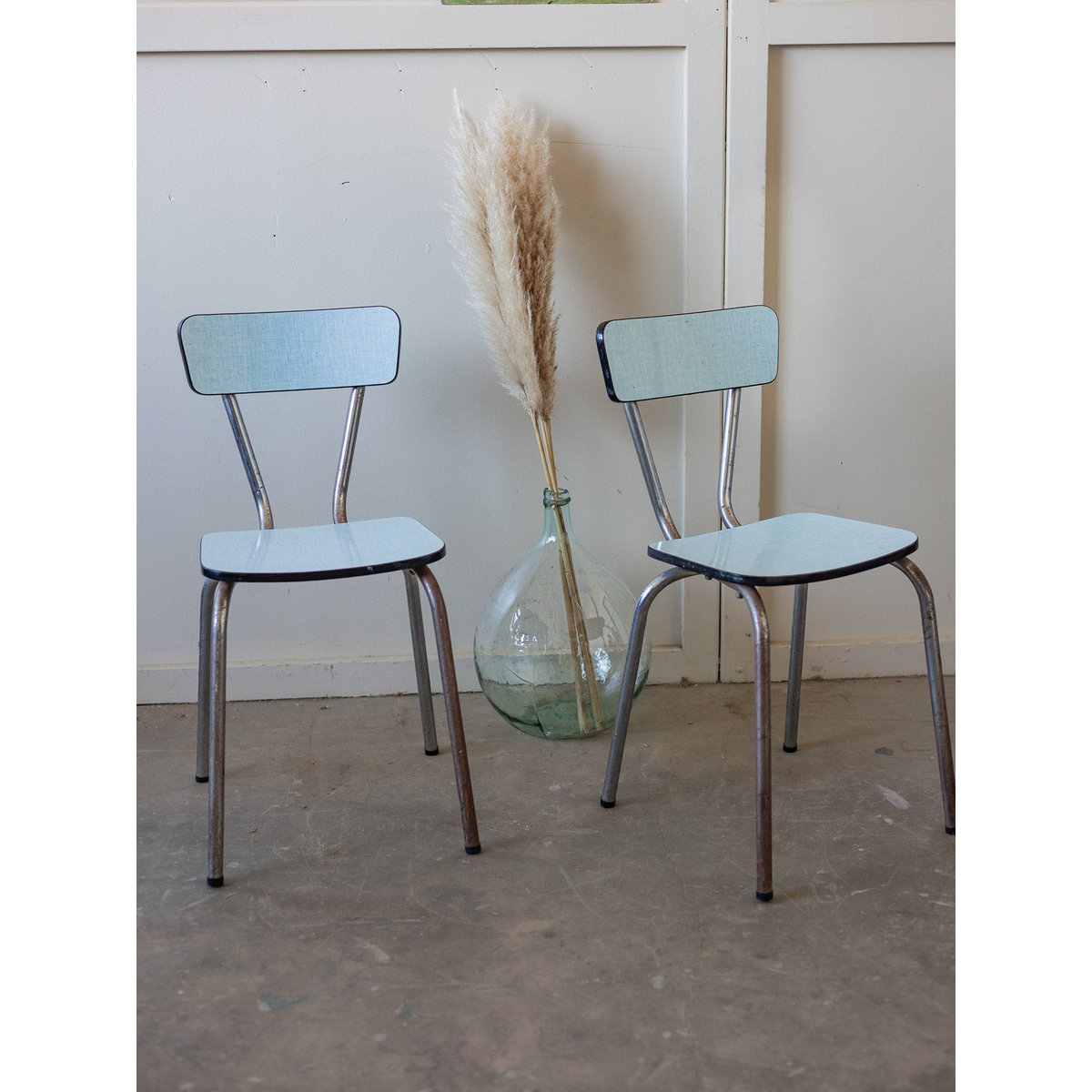 Paire de chaises en formica Alma N°1948 - Bon état bleu clair, DEBONGOUT