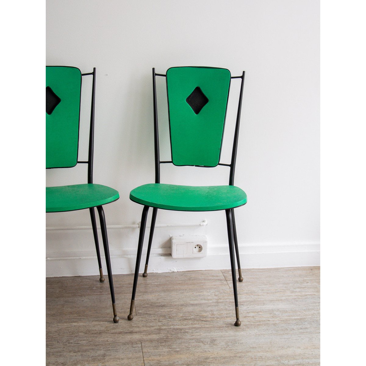 Lot de chaises vertes Diana N°284 - Bon état vert, DEBONGOUT