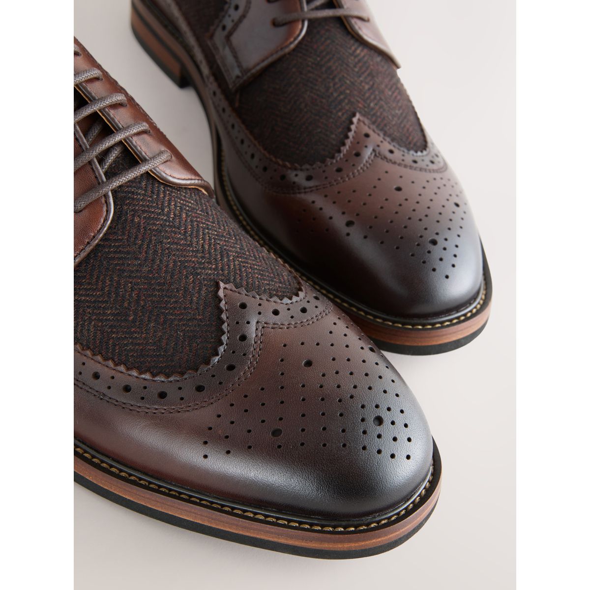Chaussures brogue en cuir marron, NEXT