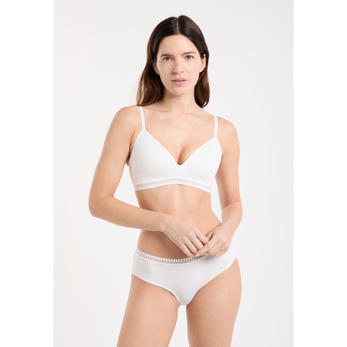 Soutien-gorge sans armatures coques fines en coton biologique HAPPILY blanc, ETAM