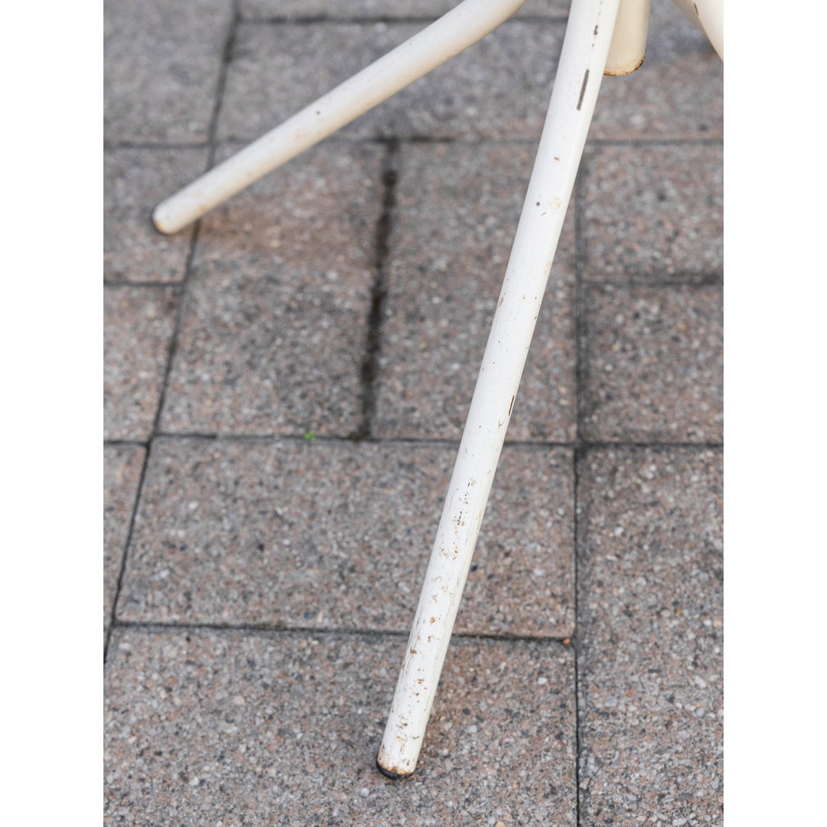 Porte-manteau en métal et bois blanc et orange Max N°470 - Bon état blanc, DEBONGOUT