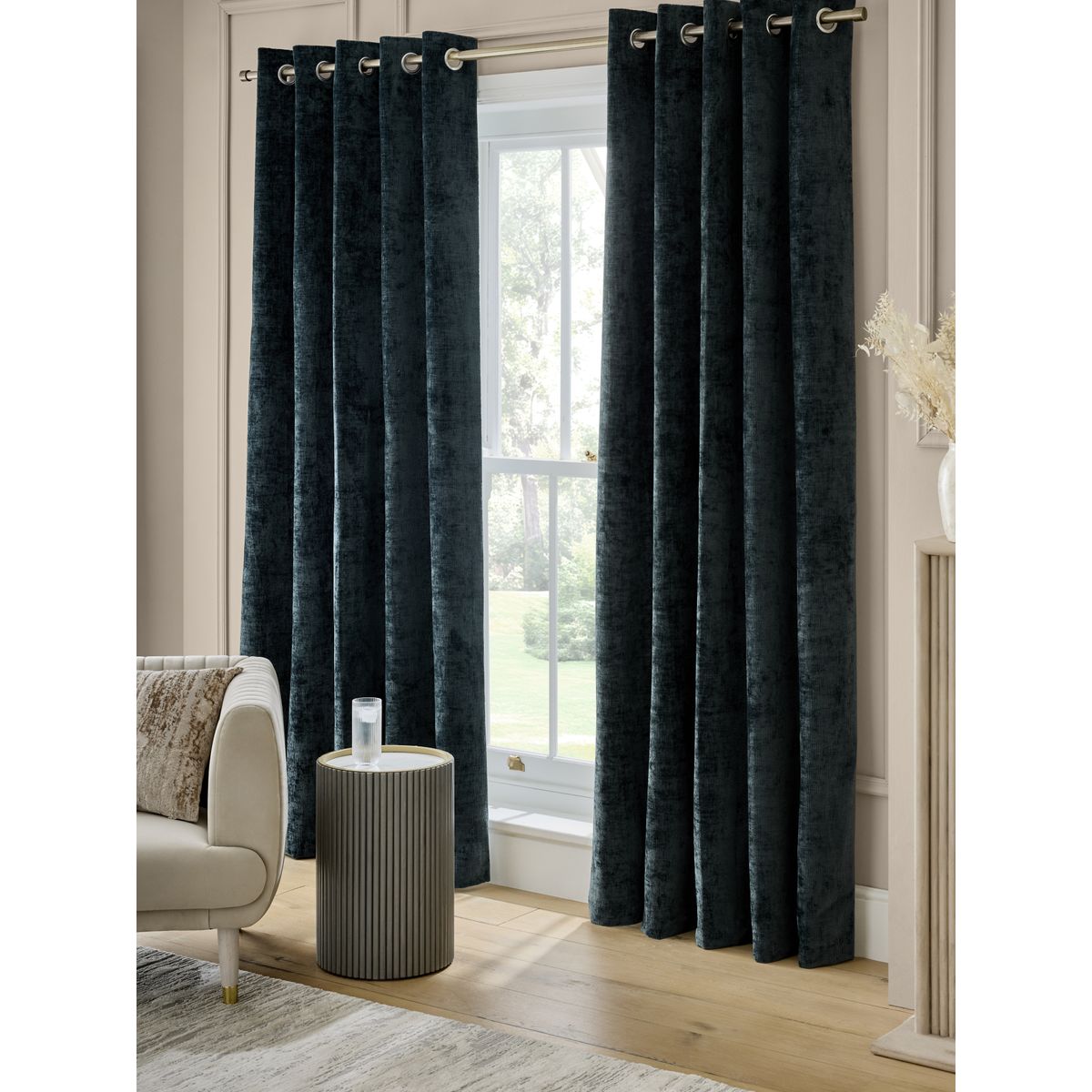 Rideaux en chenille pelucheuse à œillets bleu marine, NEXT