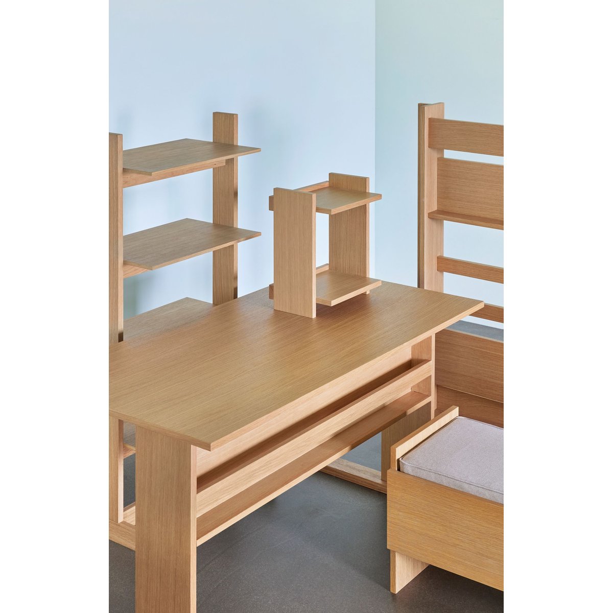Étagère en placage de chêne FORMA naturel, HUBSCH