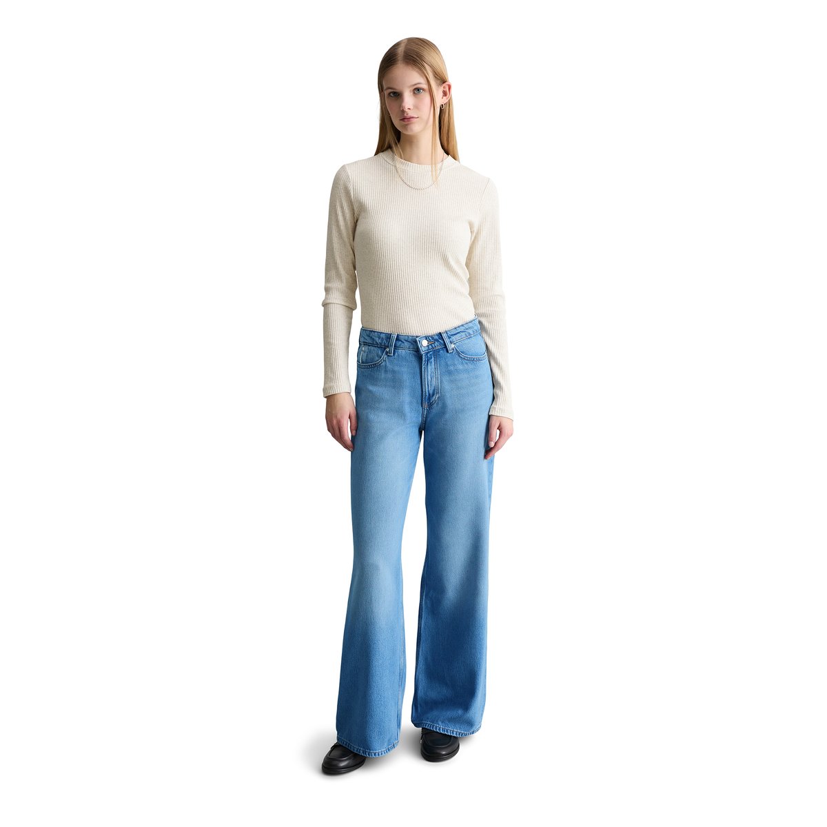 Jeans modèle Grethe loose flared en mélange de lyocell sans stretch bleu clair, MARC O’POLO DENIM