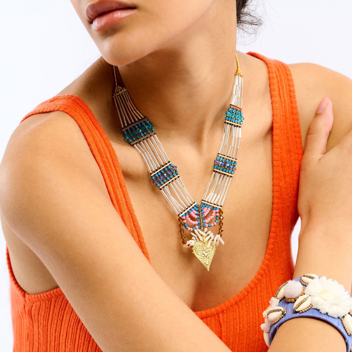 Collier avec perles et chaînes pendentif central NAMYBI indigo, HIPANEMA