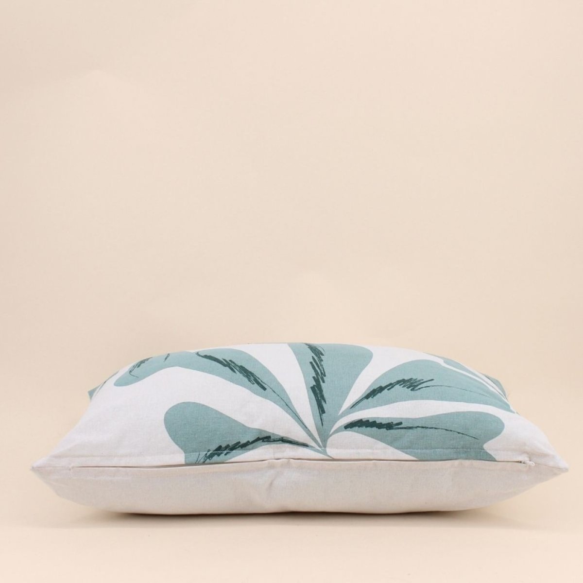 Coussin imprimé feuillage 40x60cm blanc, ORNAMI