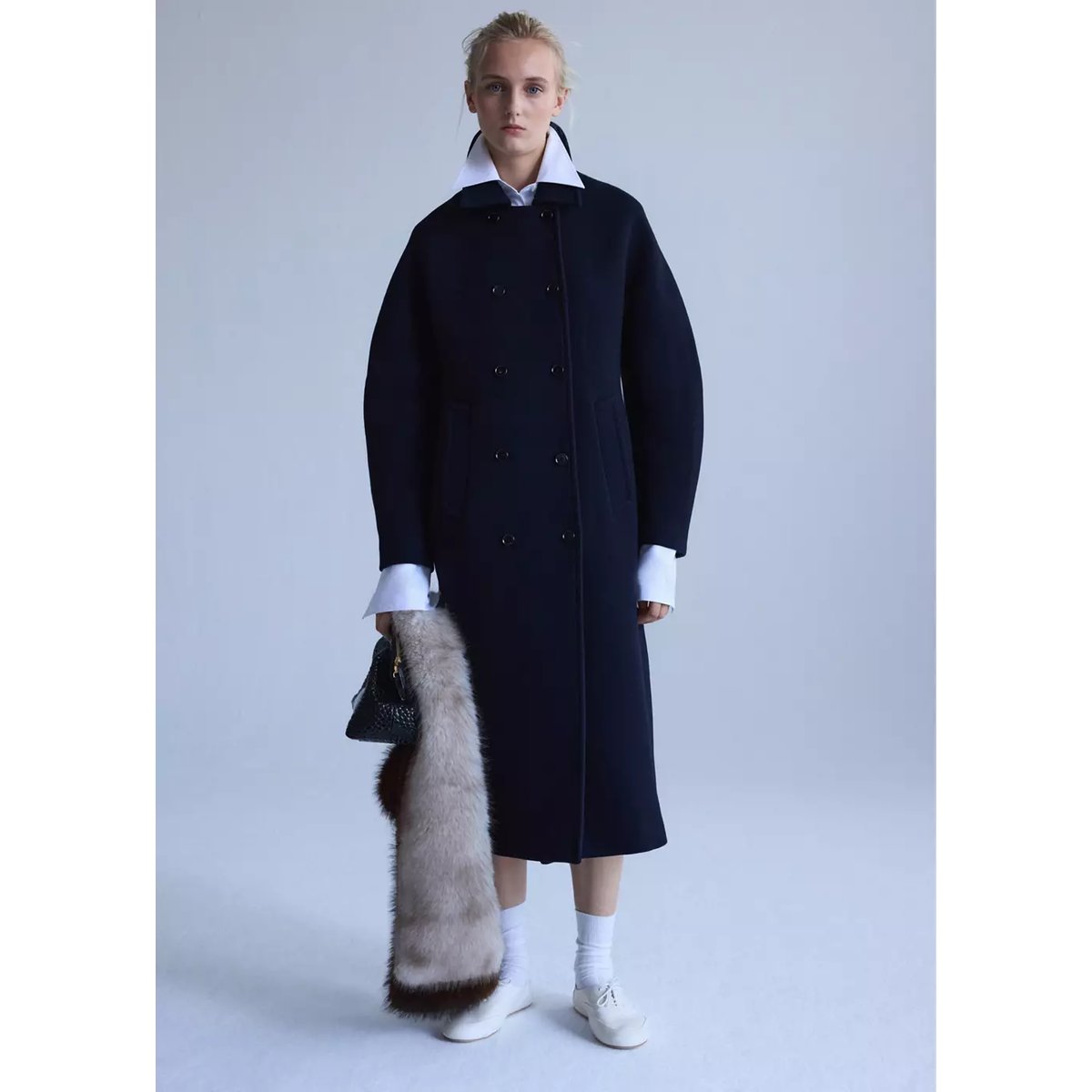 Double-breasted virgin wool coat bleu marine foncé, MANGO