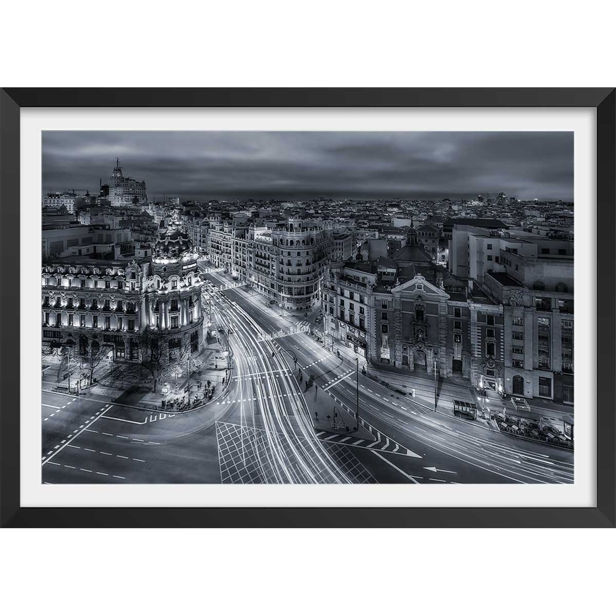 Affiche madrid city lights affiche + cadre en bois - noir, HEXOA