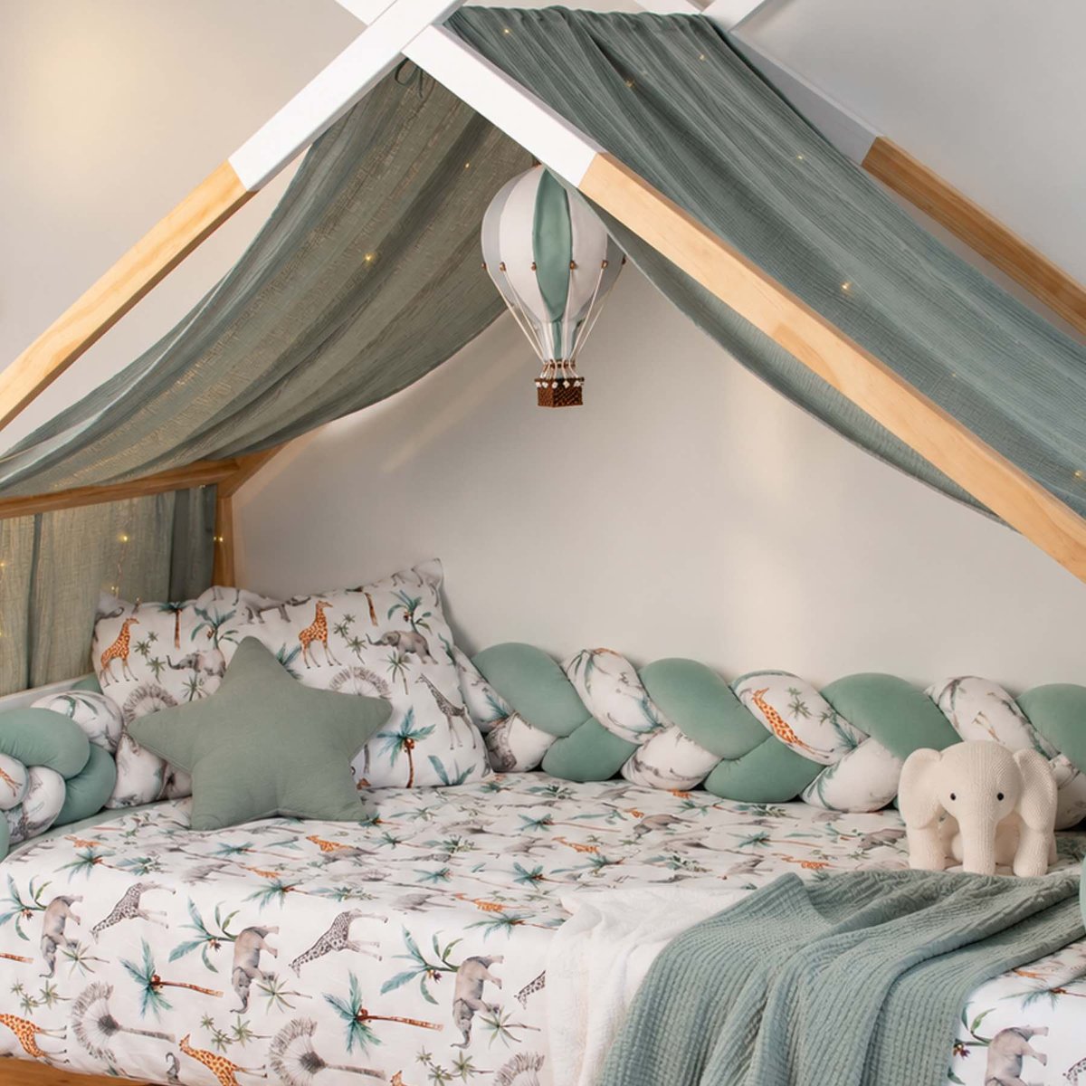 Tresse de lit universelle, tour de lit SAFARI safari, vert, gris, blanc, SEVIRA KIDS