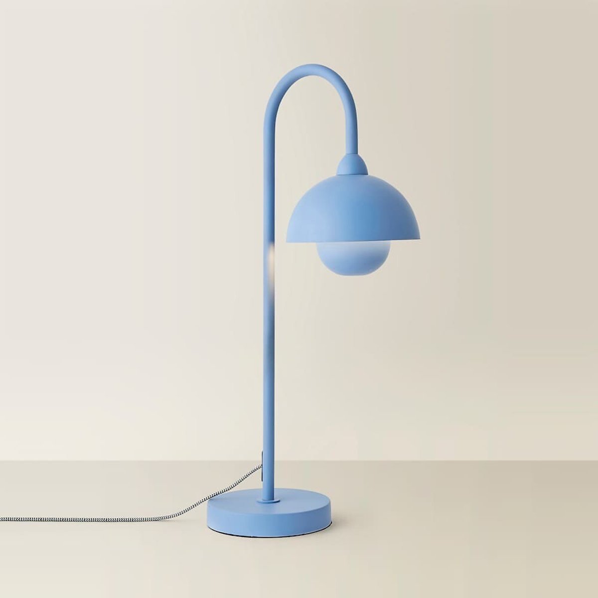 Tiffany Arched Dome Metal Table Lamp blue, SO'HOME