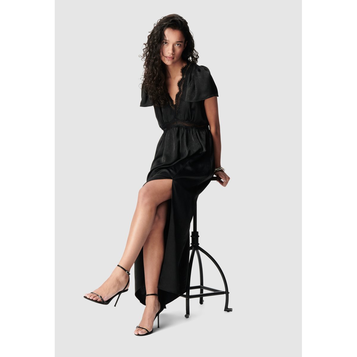 Robe satinée froissée détails dentelle noir, IKKS